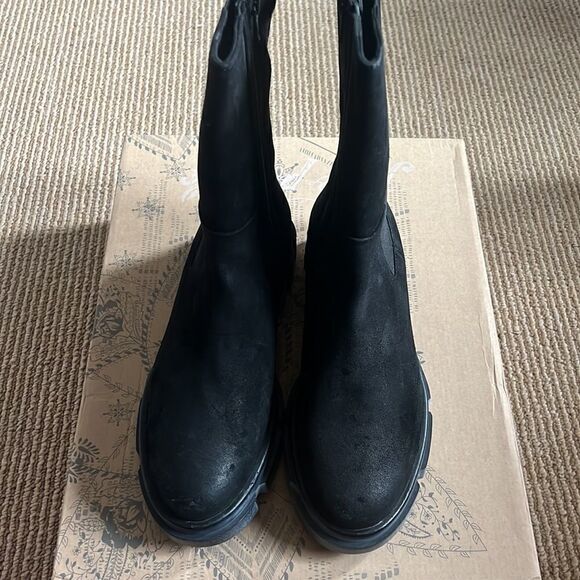 NEW Free People Chelsea Boots suede black 7 - Picture 5 of 11